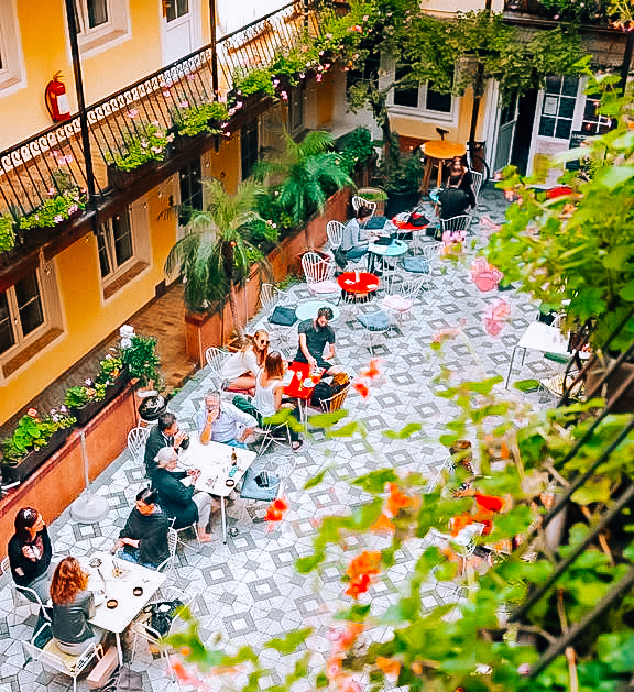 unique hotel in Vienna with a Mediterranean garden