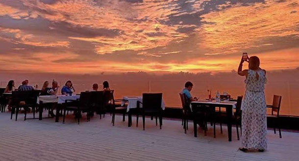 Amazing Sunset the rooftop restaurant in Phuket