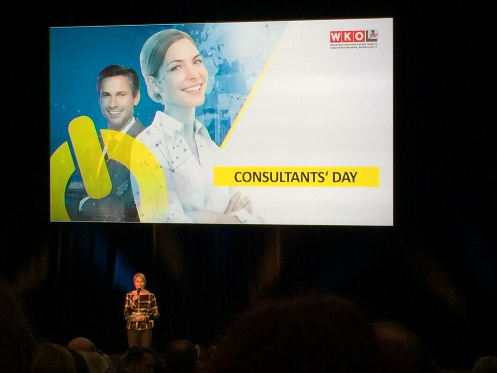 Consultants Day und Night 2020