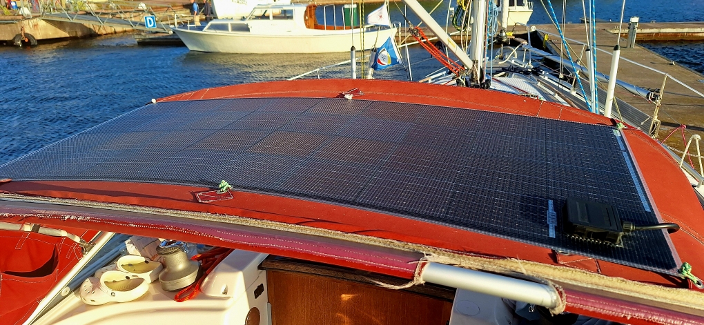 Solarzelle auf dem Sprayhood