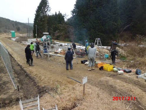 午後から曇り、寒くなって来ました・・