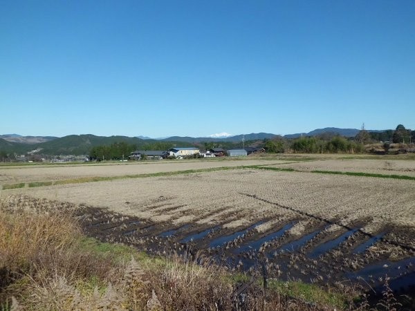 岩村町富田地区より、御嶽遠望