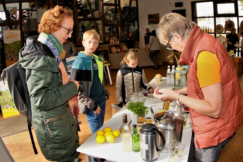 Selbstgemachte Limonade bot der Verein Akzente e.V. an.