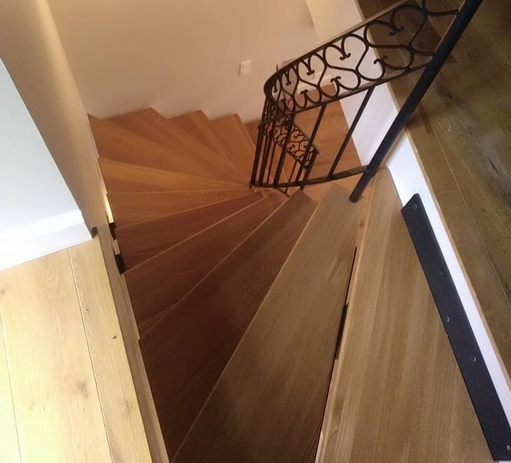 ESCALIER SUR MESURE