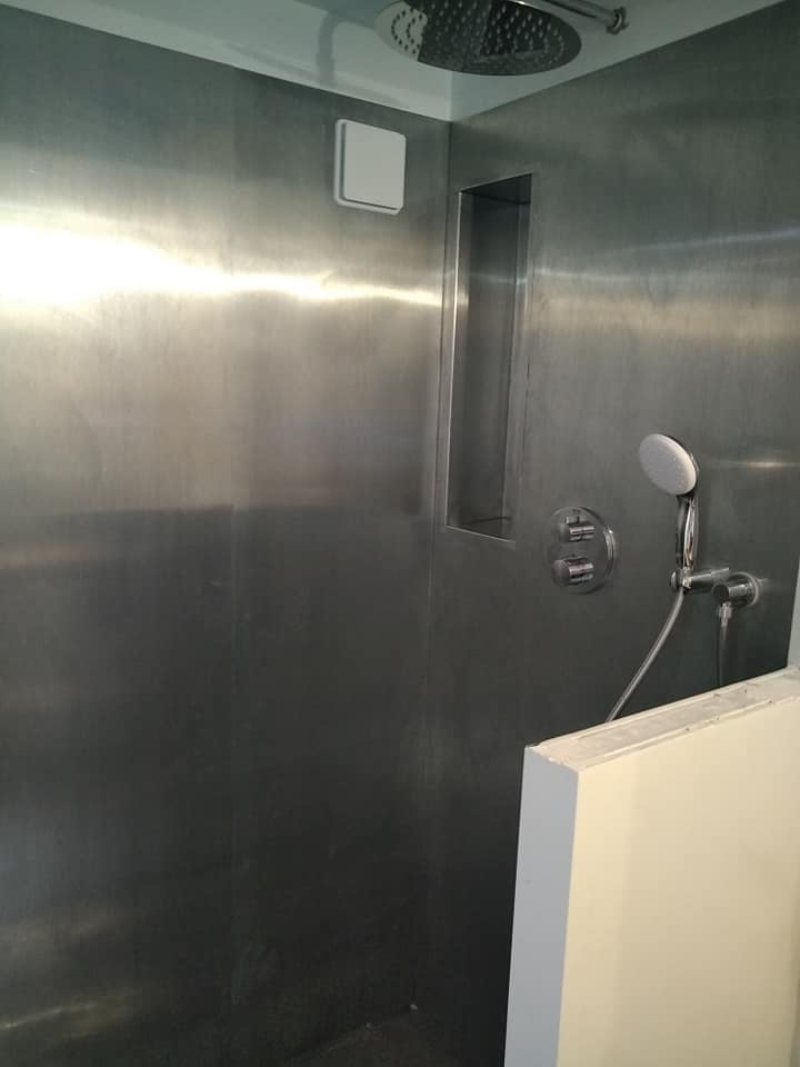 salle de bain en zinc