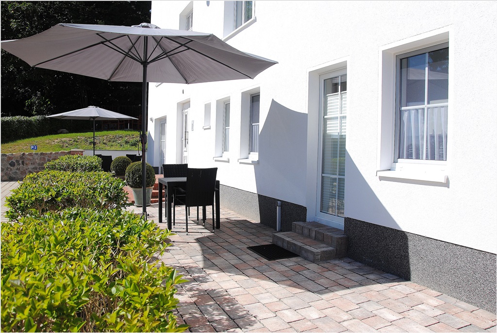 kleine Terrasse Whg. 1 und Whg. 2