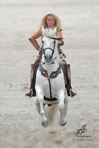 Astrid Engelbart - Amazone - "Back in History" - Fotoshooting auf Juist