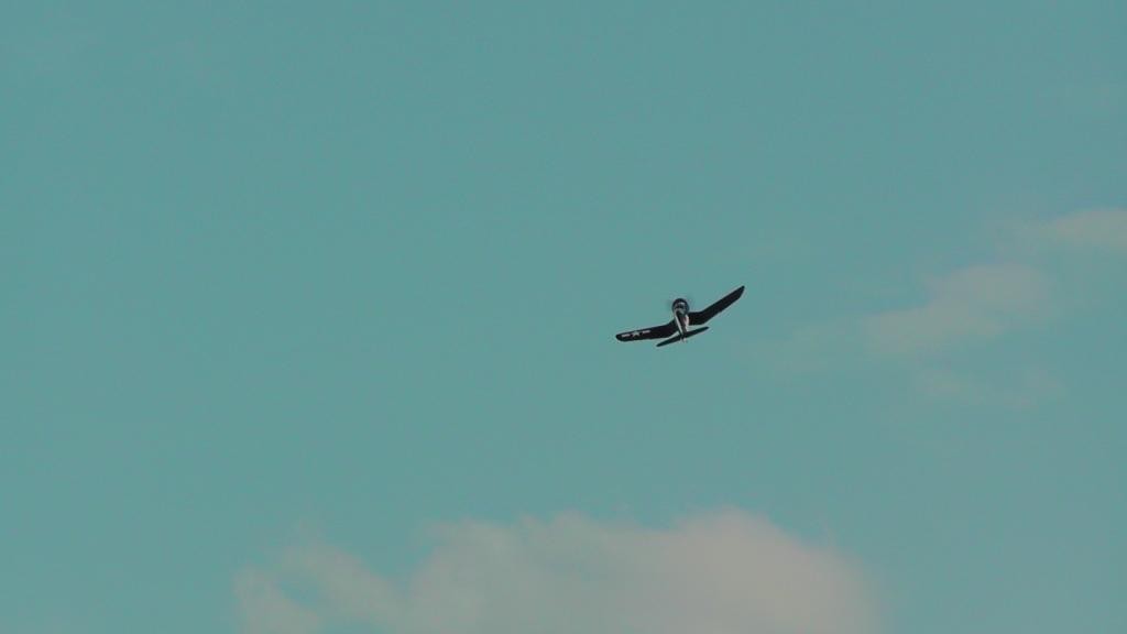 Roberts Corsair F4U