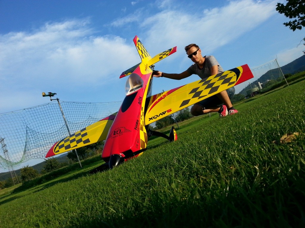 Der Manu und seine Extra 330SC, 2.30m Spannweite und DA60 Motor