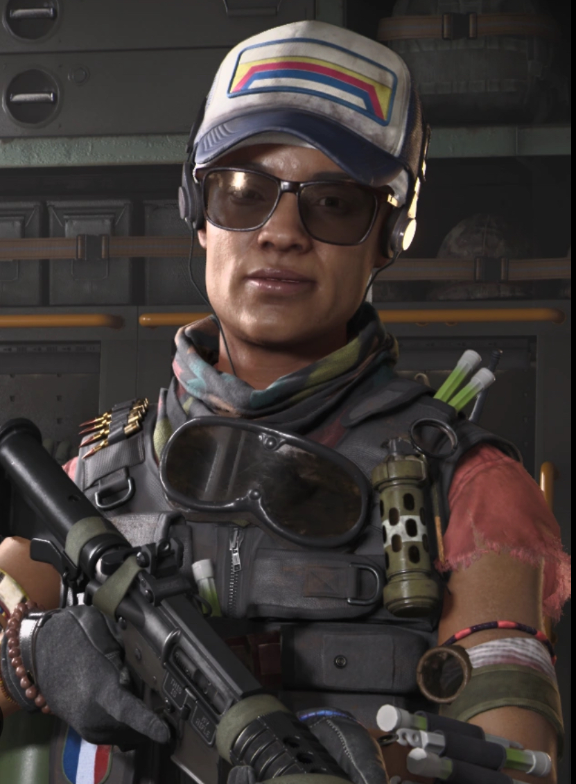 Mara Junot als Zeyna Ossou in "Call of Duty Black Ops Cold War"
