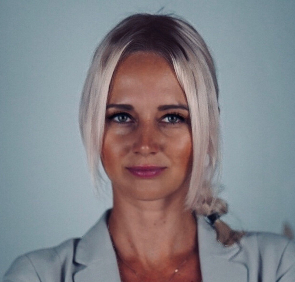 Anna Dönitz als Trooper Schulze in "Star Ship Troopers German Division"
