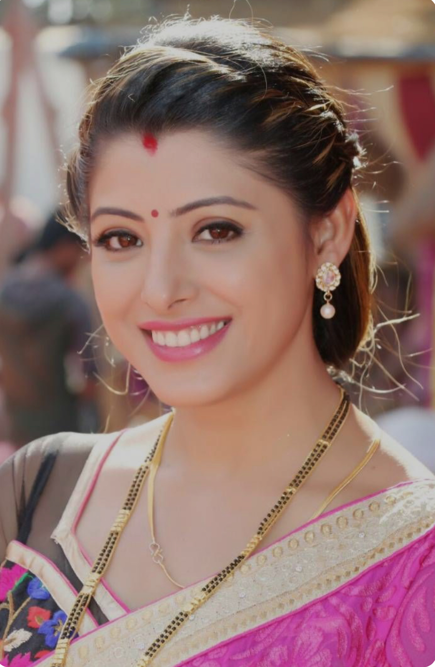 Sanchita Banerjee als Jigna in "Jamai Raja"