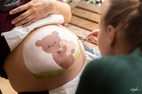 Bemalung of the Babybauch