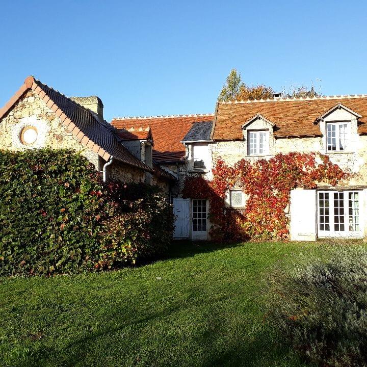 Vue extérieure du gîte côté cour intérieure 