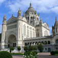 LISIEUX - La basilique - 38 km