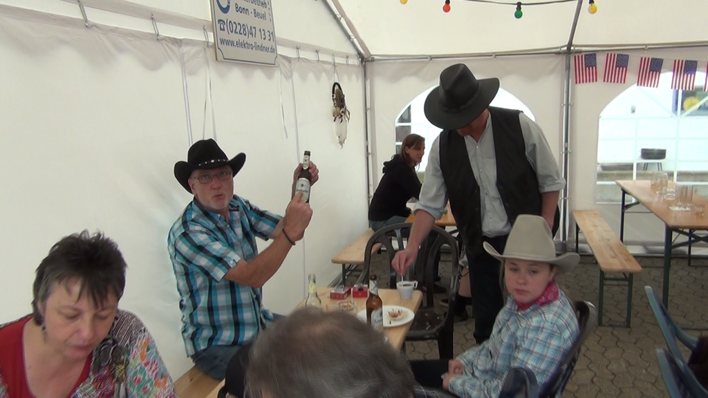 Und für Jürgen ein lecker Bierchen dazu!