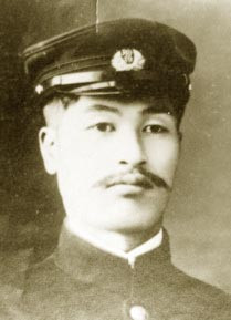 矢村績(やむらいさお)