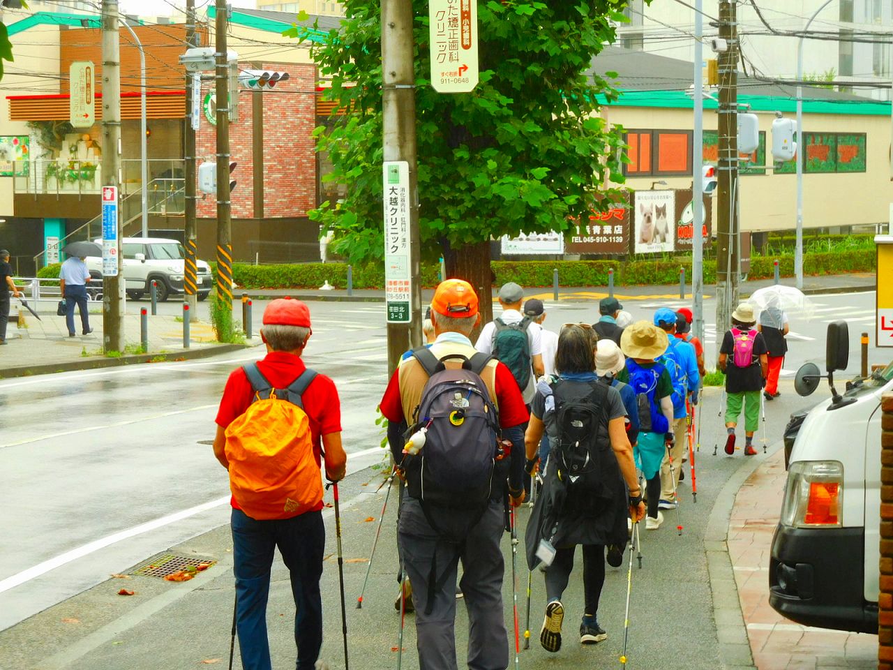 江田駅も目の前です　頑張りましょう