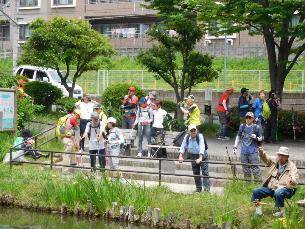 藤ヶ丘公園休憩風景