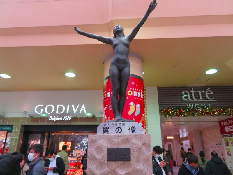 上野　構内は美術館