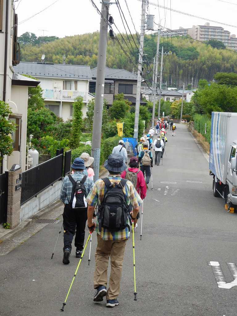 都筑民家園を目指して