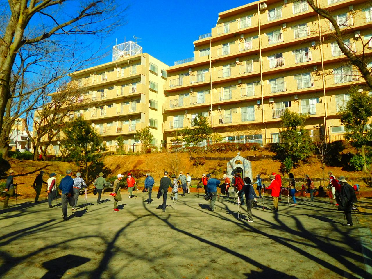 市ヶ尾第三公園でクールダウンして解散