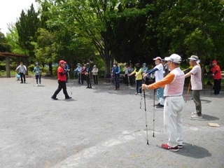 剣山公園でCD　この後温泉組・源流探索組・帰宅組に分かれる