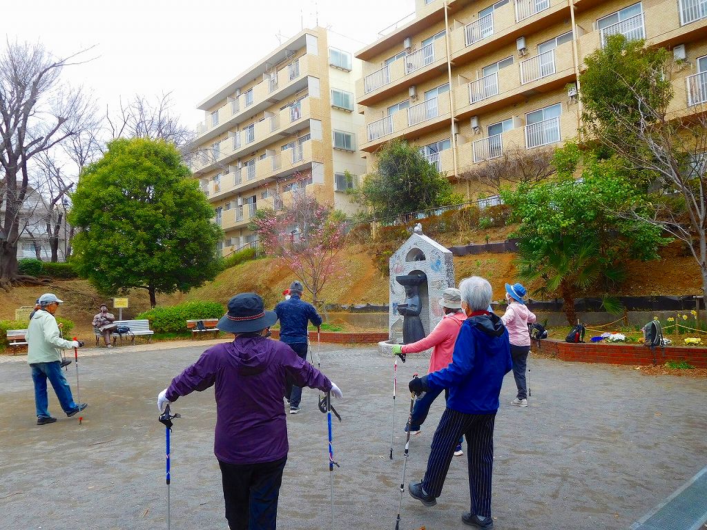 市が尾第三公園でWU
