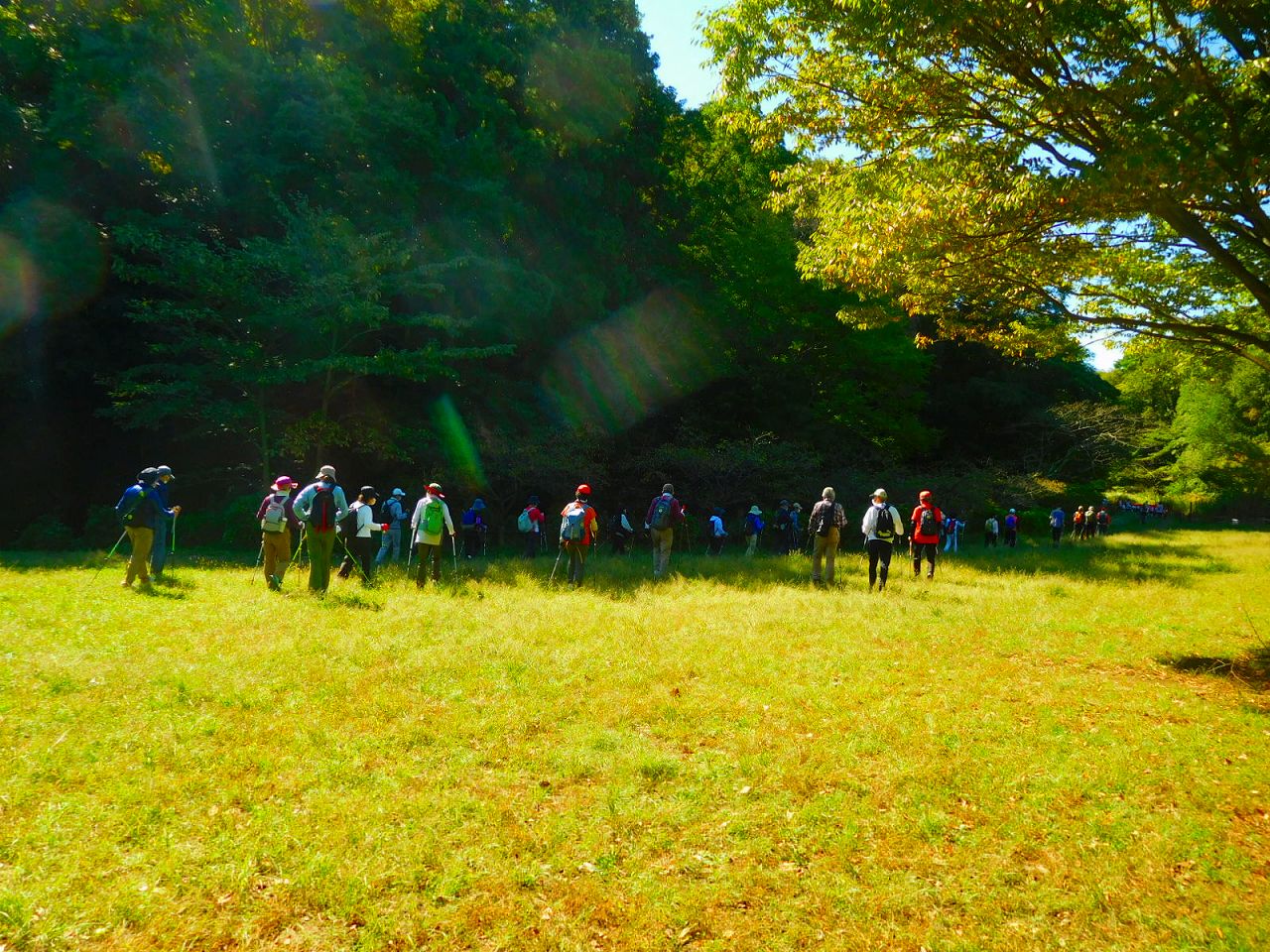 北八朔公園内をウォーキング