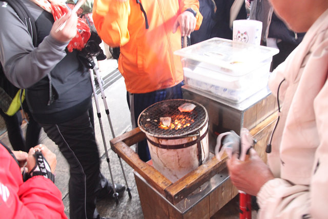 食堂へ行った人は試食も楽しんでいました