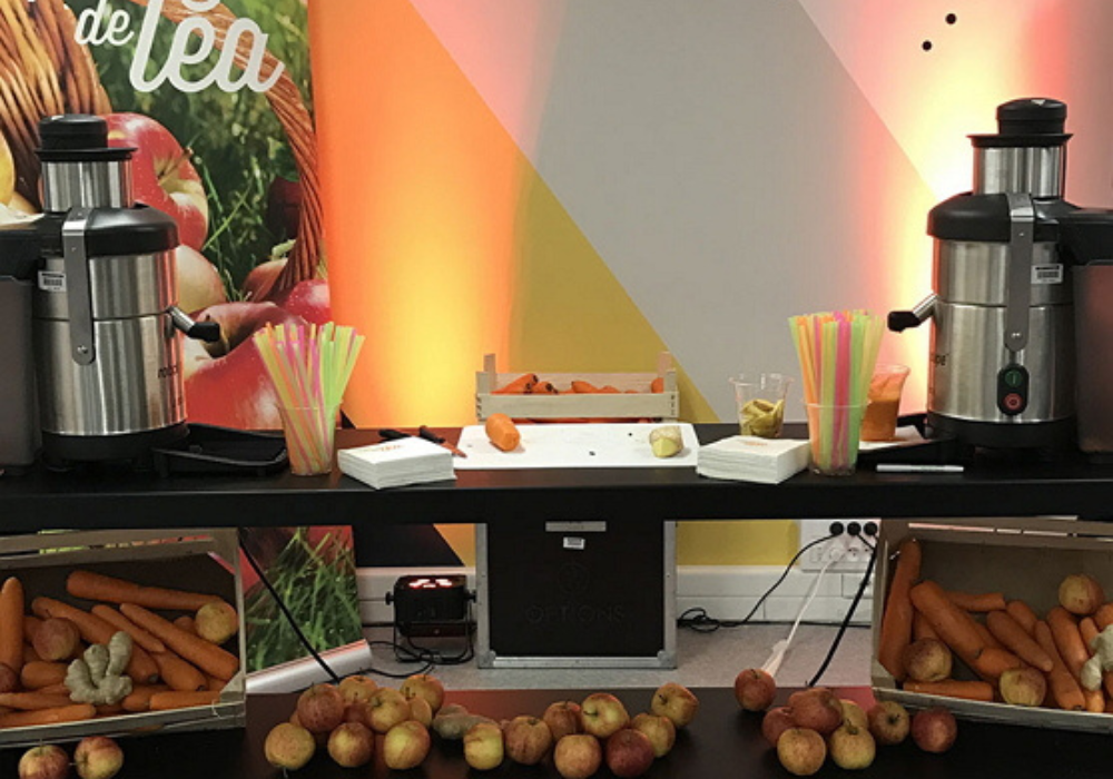 animation bar à smoothies en entreprise pour préparer des smoothies frais pour les équipes