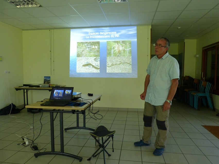 Patrick Rosset lors de la conférence salle des vignes à Arzay