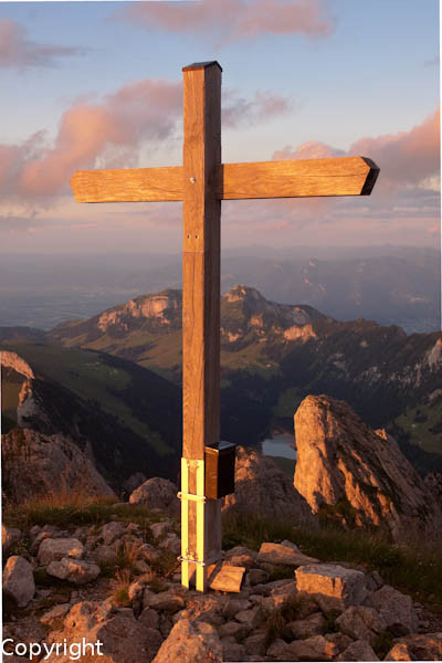 Hundstein, Abends