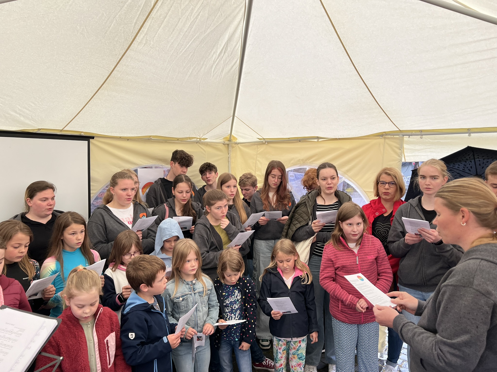 Beim Warmup vor dem Gottesdienst