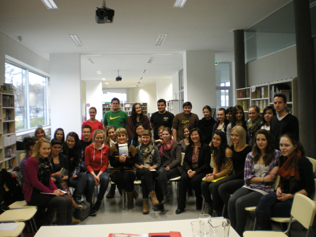 Gruppenbild mit Autorin