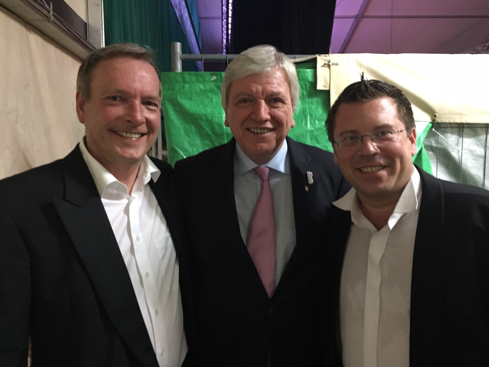 Ministerpräsident Volker Bouffier besuchte Michael Hofmann und Frank Füglein Backstage