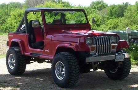 jeep YJ rouge avec bache 