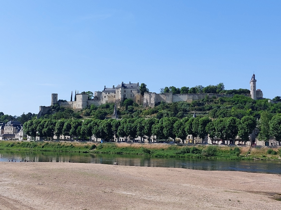 Blick zur Festung von Chinon