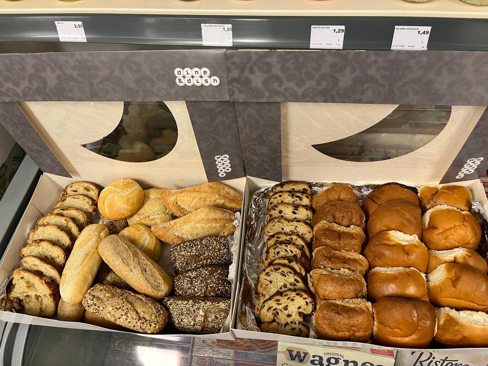 Verse broodjes, ontbijt groepsaccommodatie Drenthe