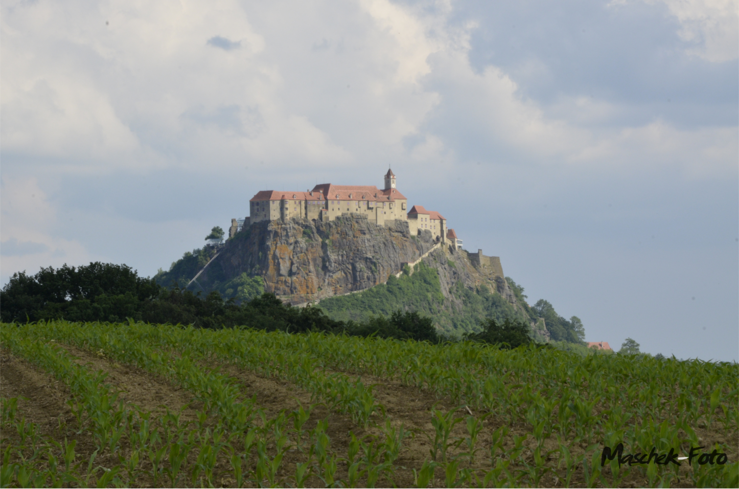 Blick auf Riegersburg von der Weite