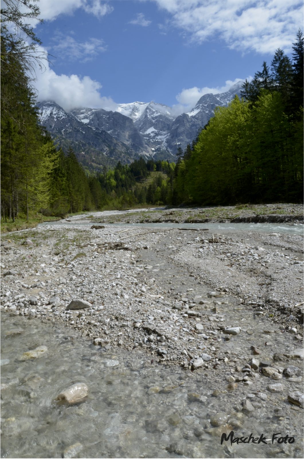 Starneggbach Blick in die Berge