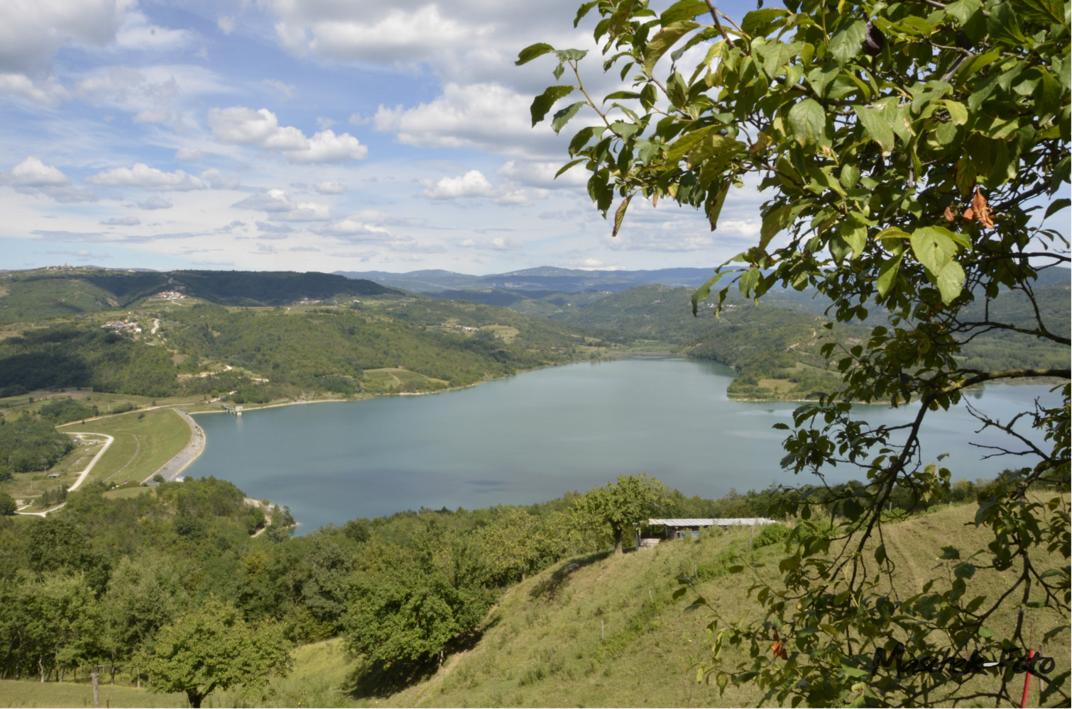 Sicht auf den Stausee Jezero Butoniga