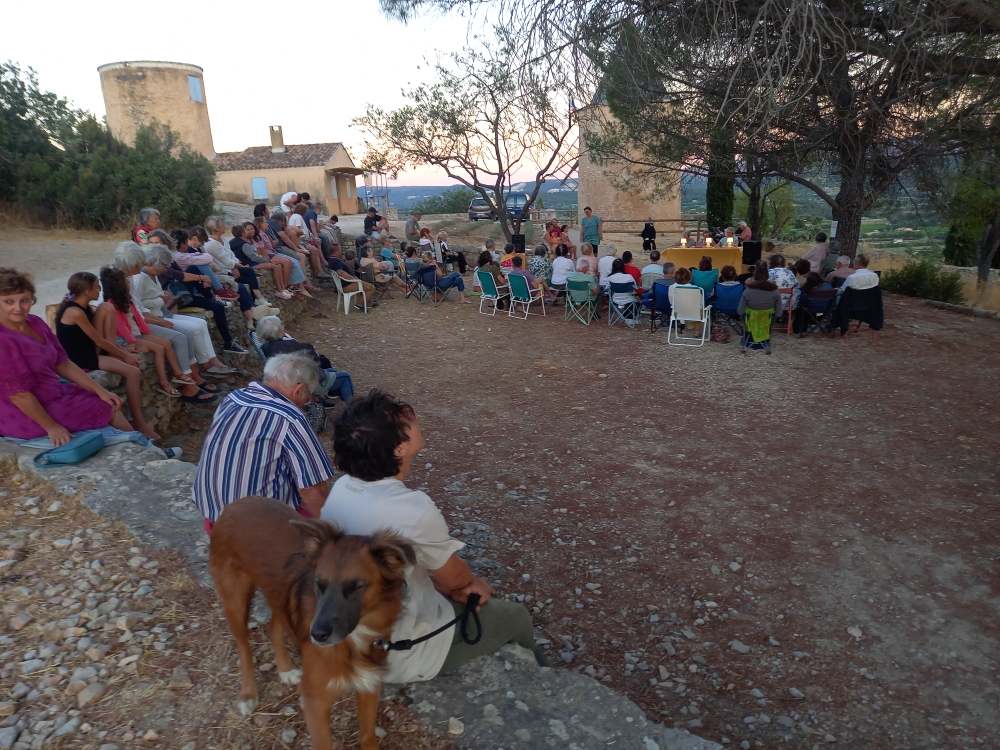 Tout le monde n'est pas encore arrivé