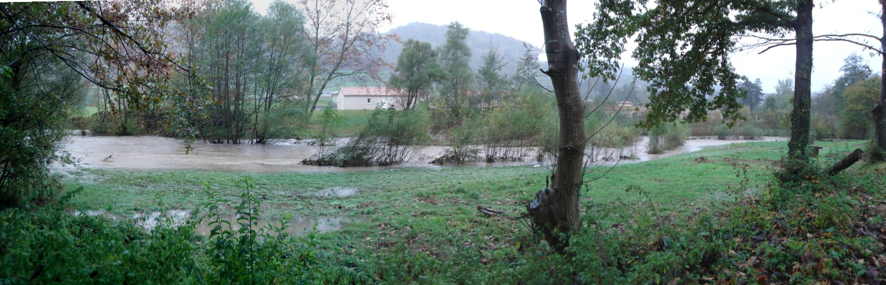 La crue de l'Arize au Bastide-de-Sérou. © DDT 09