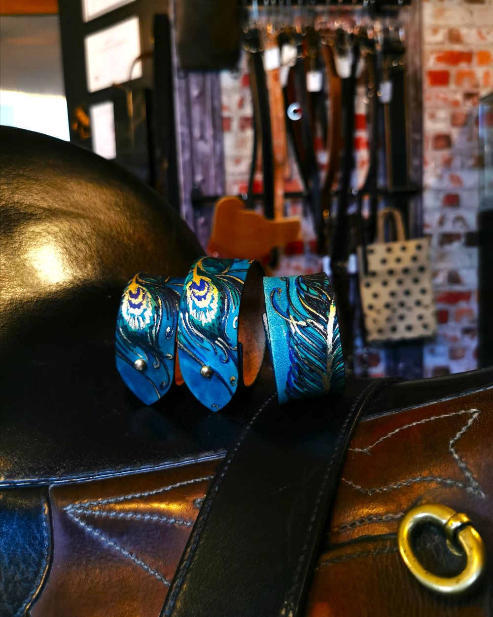 BRACELET PLUME PAON