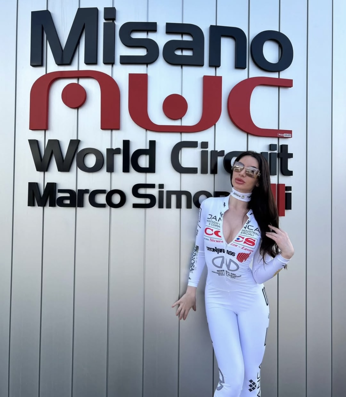Abbigliamento personalizzato per Hostess - Grid girls - Staff eventi e fiere