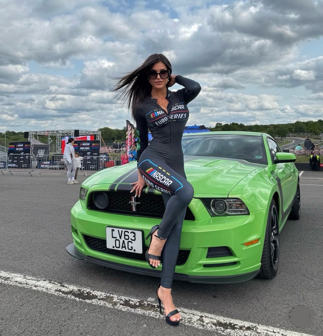 Abbigliamento personalizzato per Hostess - Grid girls - Staff eventi e fiere