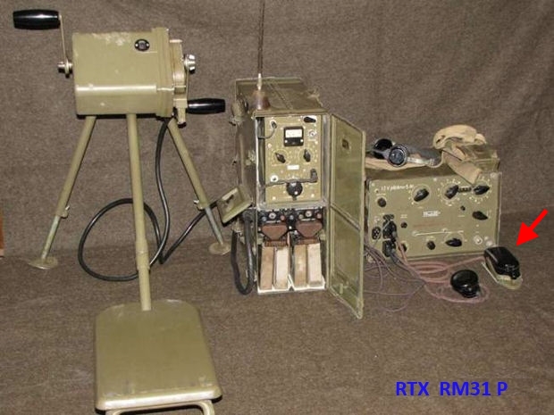 Radio ricetrasmittente Modello RM31 P - fonte : http://csla.cz/vyzbroj/spojovaciprostredky/rm31_1.htm