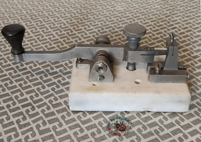 SRA key, militare base marmo con un unico contatto