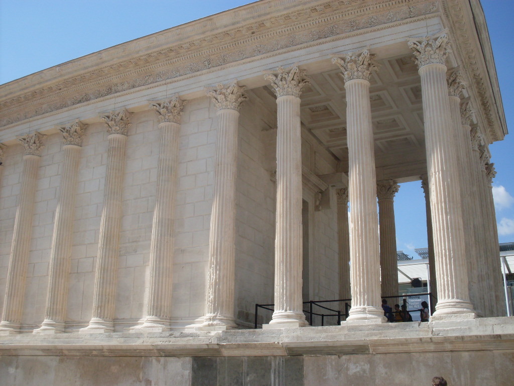 la maison carré à Nimes